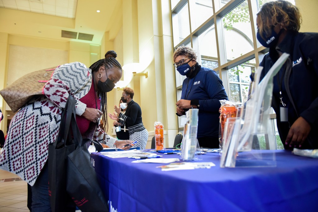 2021 Community Dissemination Institute Sign In Table Image