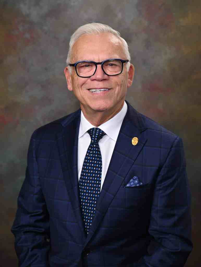 Hoover mayor, Nicholas Derzis